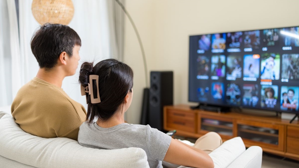Esti rutin újragondolva: hogyan segít feltöltődni a közös tévézés?